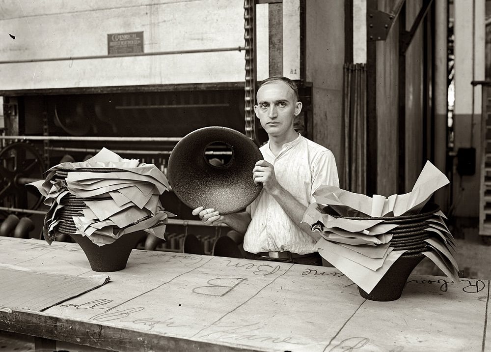 Atwater Kent radio factory, Philadelphia, 1925