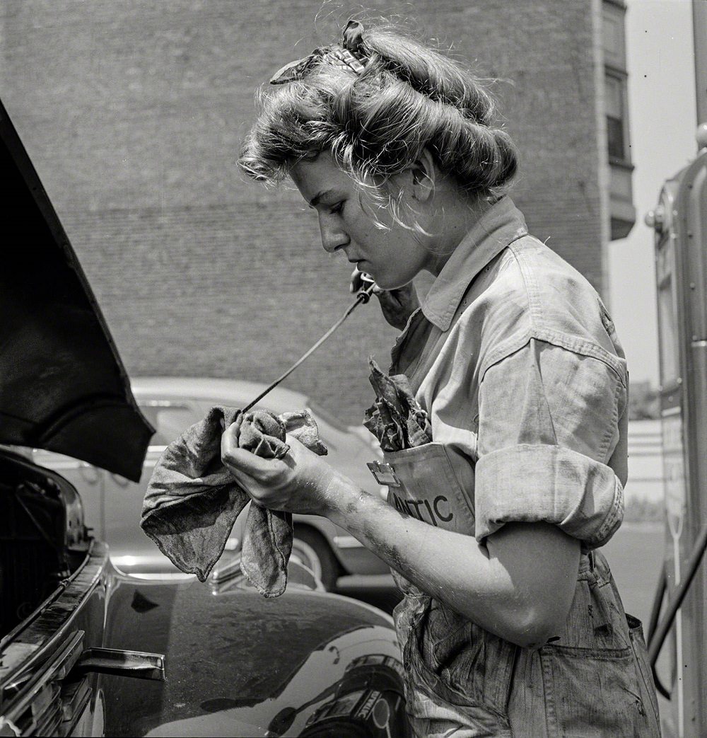 Miss Natalie O'Donald, service-station attendant at the Atlantic Refining Company garages, Philadelphia, June 1934