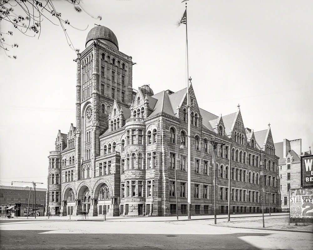 Boys High School, Philadelphia, 1904