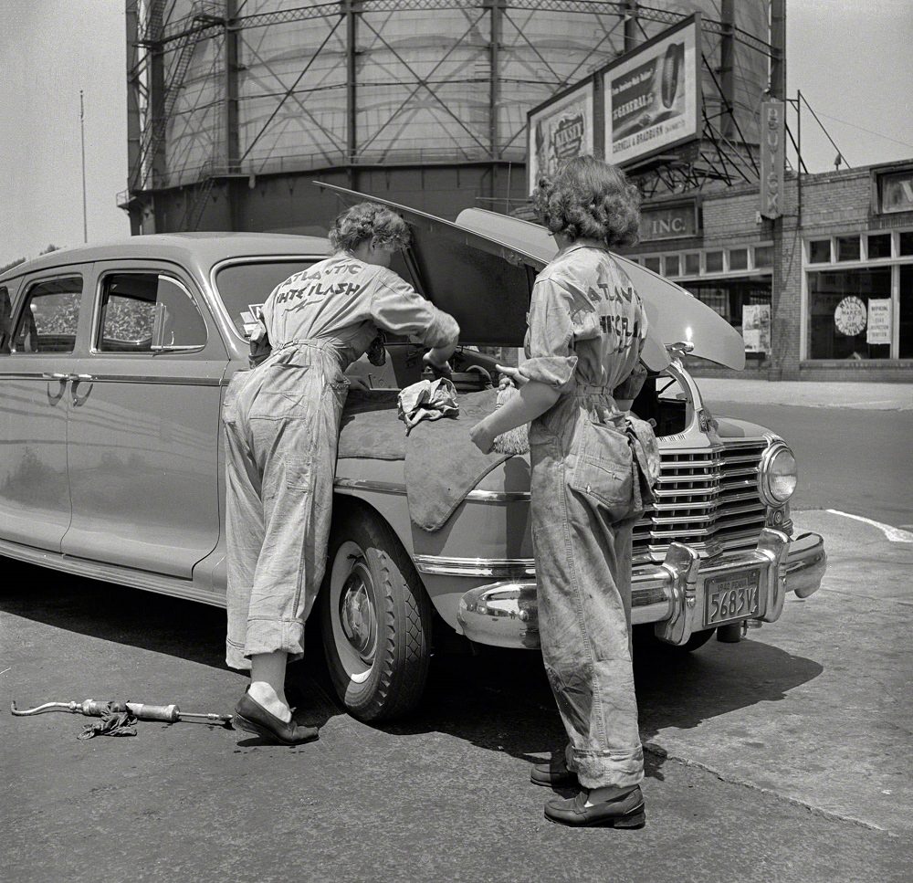 Women garage attendants at the Atlantic Refining Company, Philadelphia, June 1943