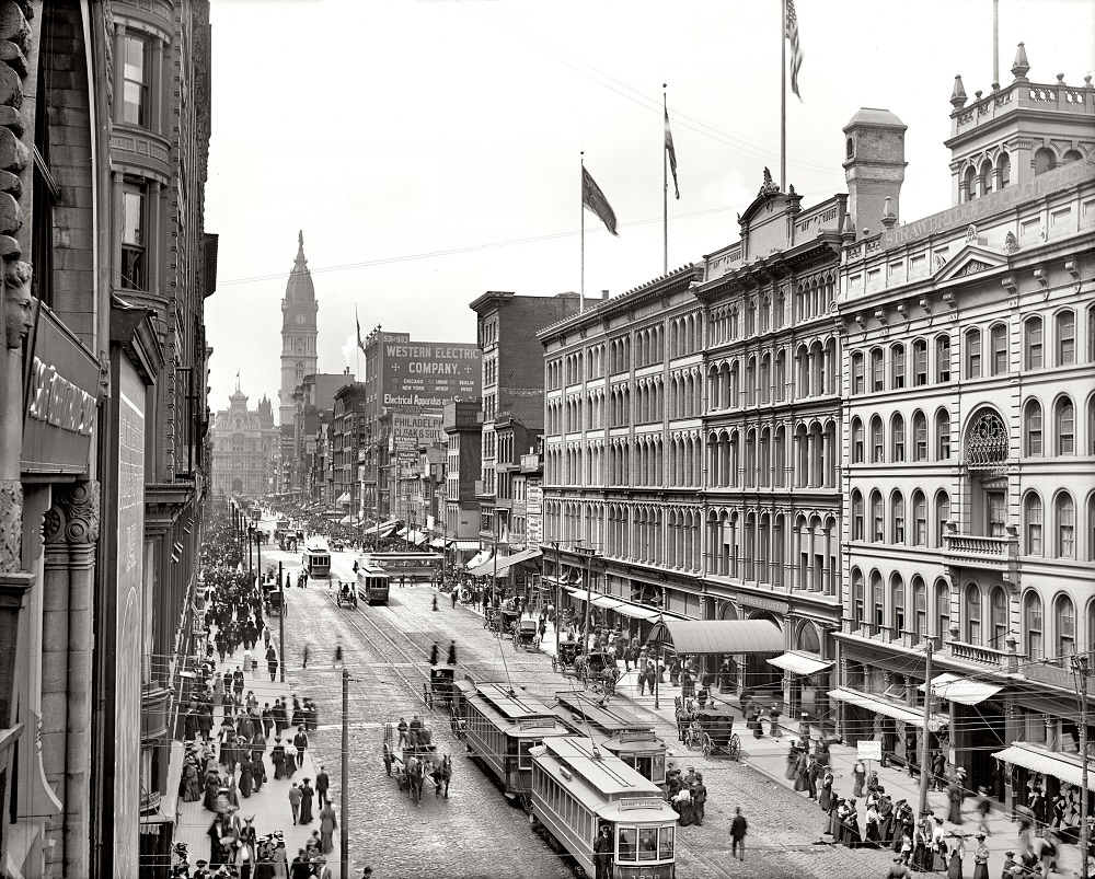 Market Street from Eighth, City Hall's clock tower at the end of the street, Philadelphia circa 1904