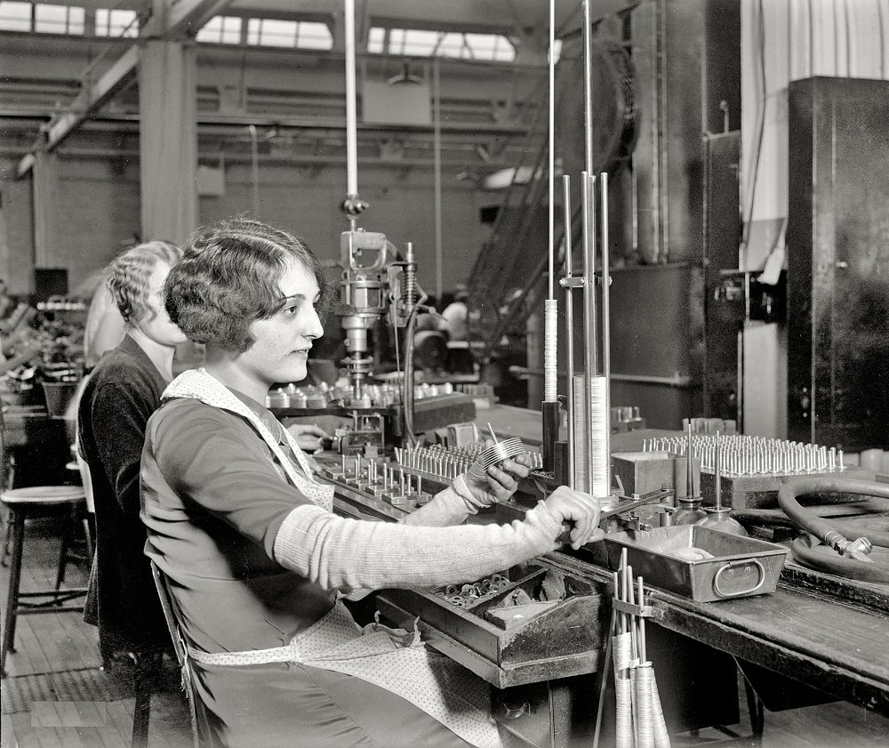 Assembling room, Atwater Kent radio factory, Philadelphia, Pennsylvania, circa 1928