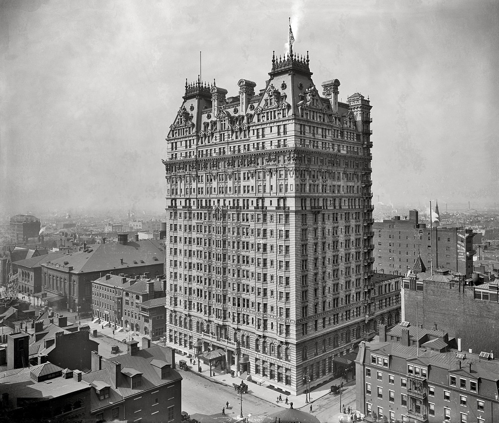 The Bellevue-Stratford Hotel, Philadelphia circa 1910