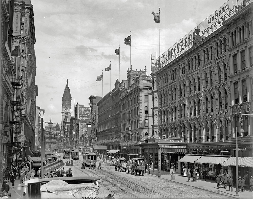 Market Street at Eighth in Philadelphia circa 1905