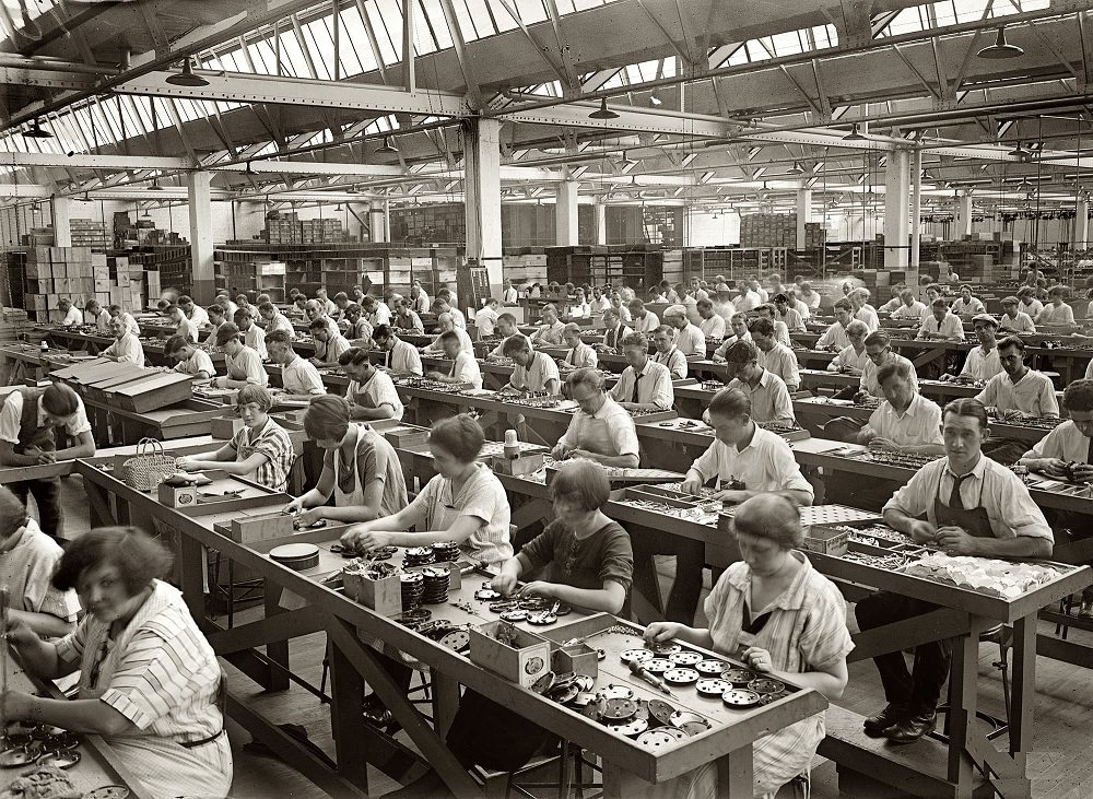 Condenser assembling department, Philadelphia, 1925