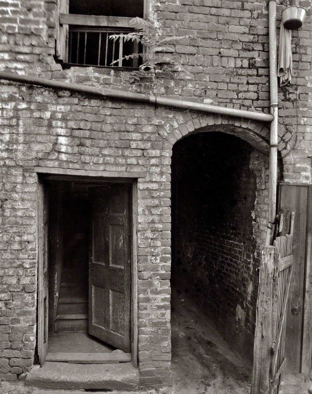 Edgar Allan Poe's mother's house, Richmond, 1930