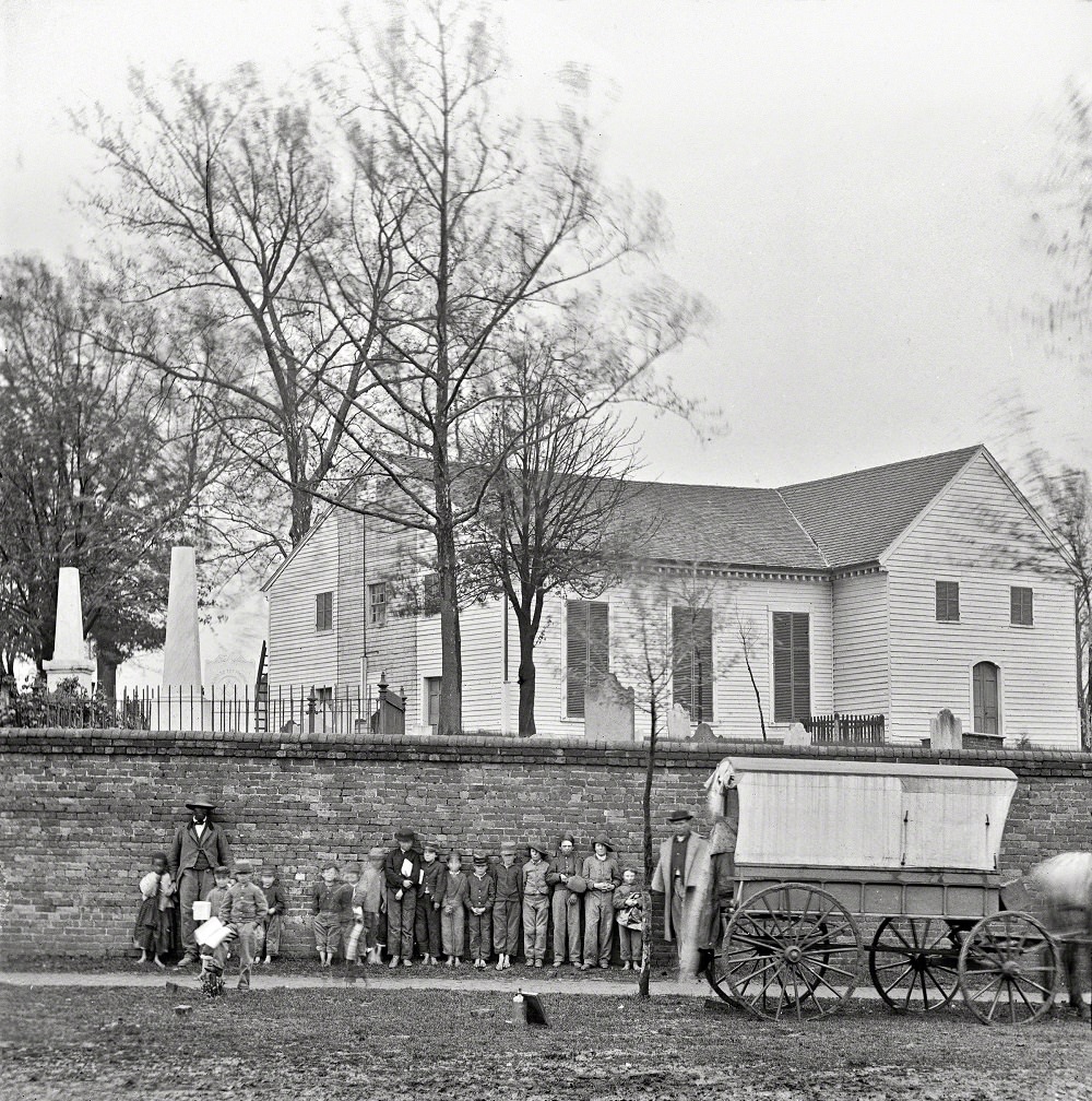 St. John's Church and graveyard from street, Richmond, April-June 1865
