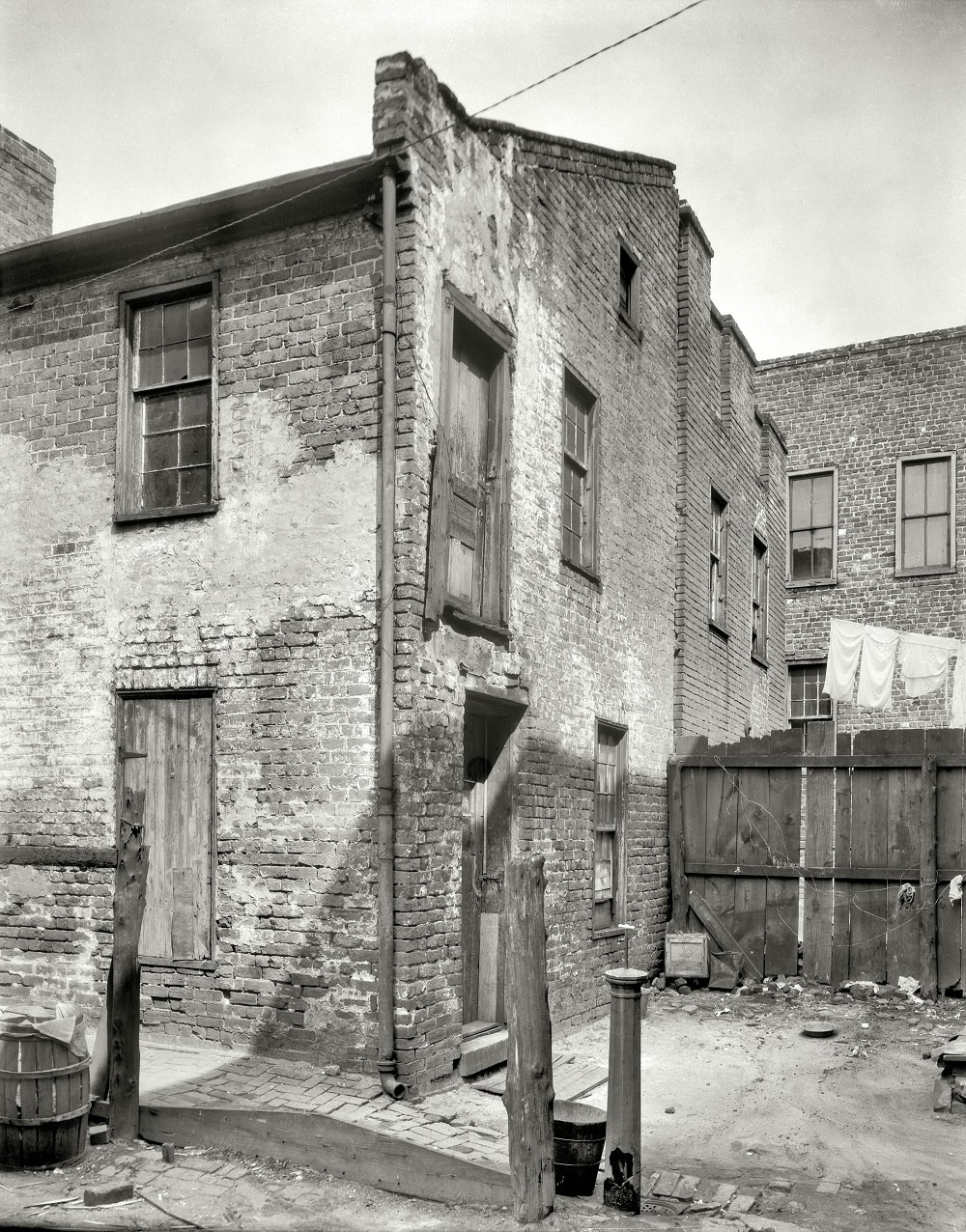 Edgar Allan Poe's mother's house, Richmond, Virginia, circa 1930