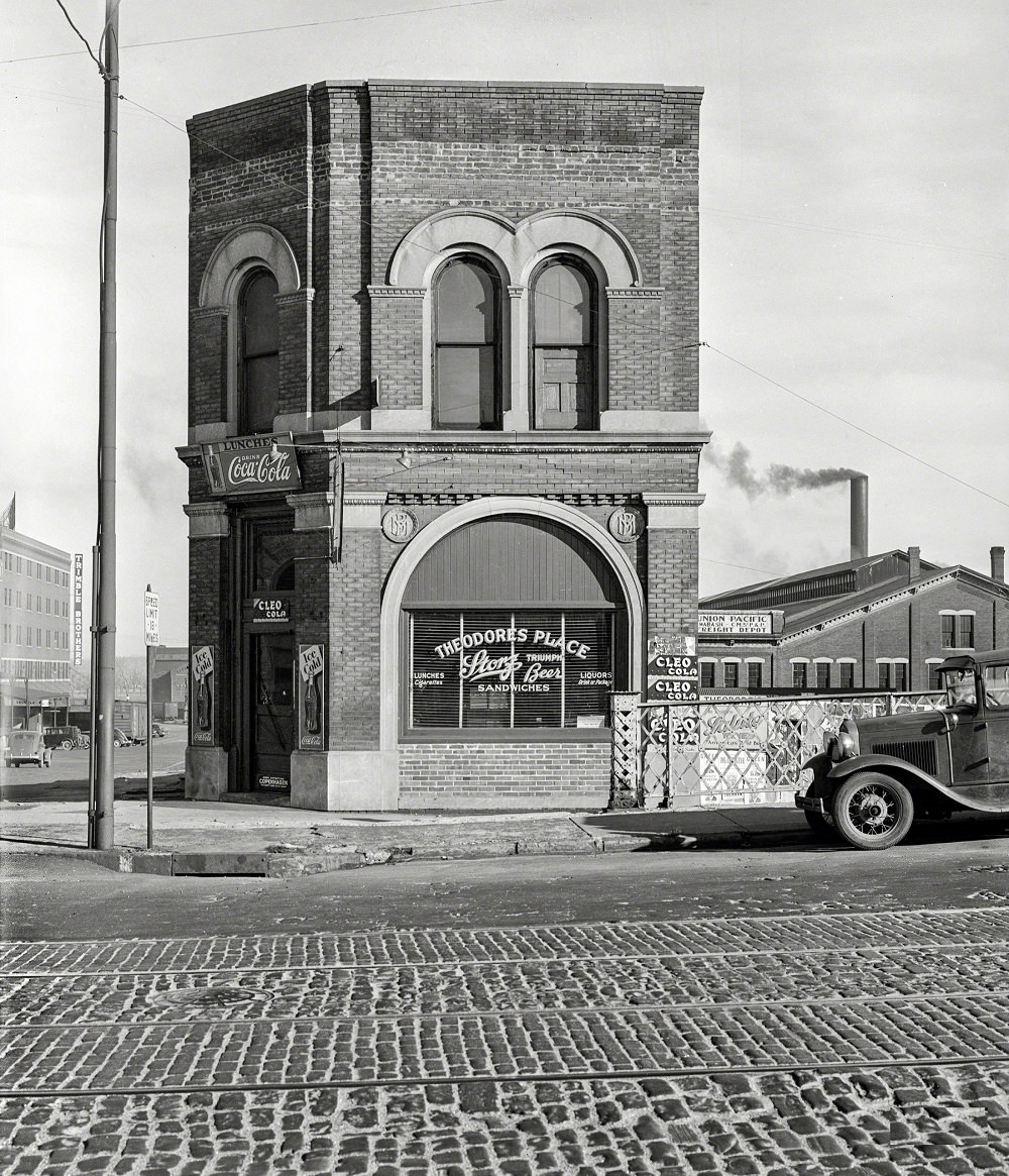 Saloon near railroad yards, Omaha, Nebraska, November 1938s