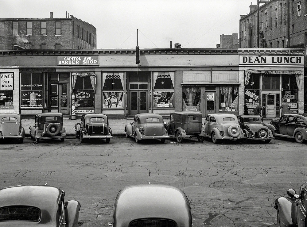 Capitol Avenue storefronts, Omaha, Nebraska, November 1938