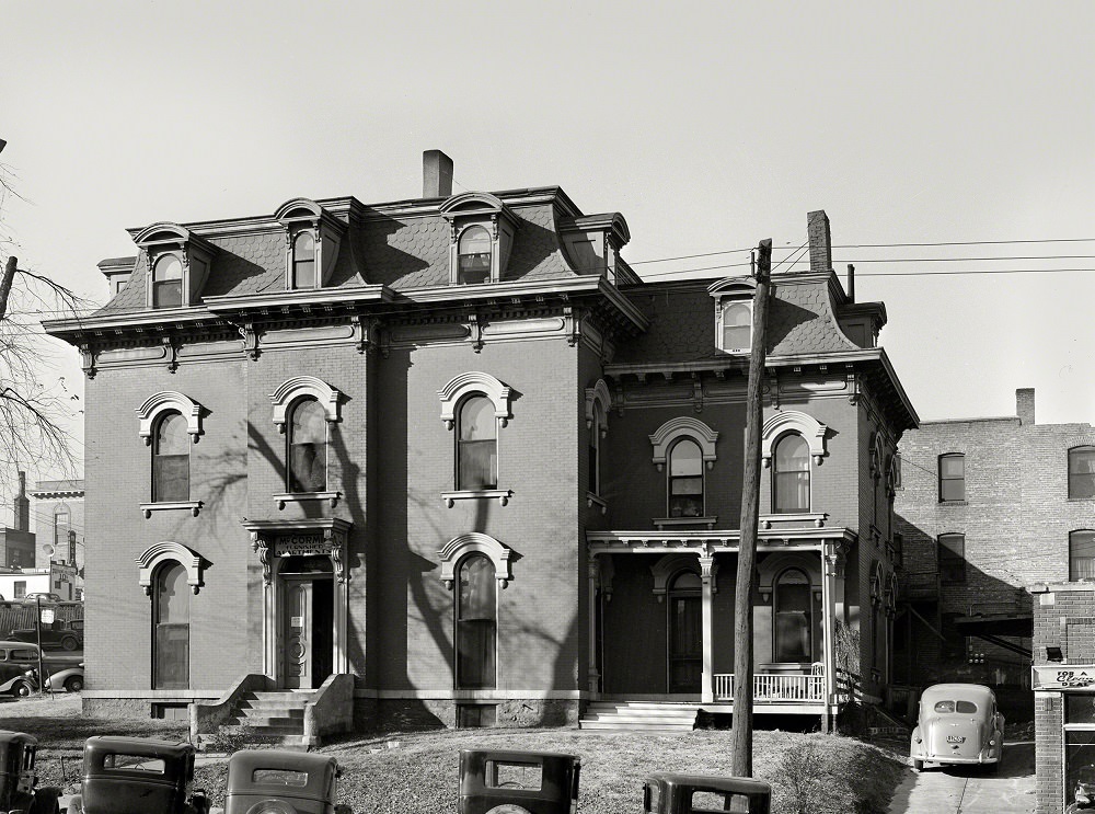 Rooming house, Omaha, Nebraska, November 1938