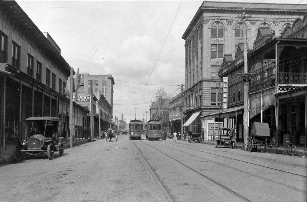 Streetcars on South Palafox Street circa 1910s