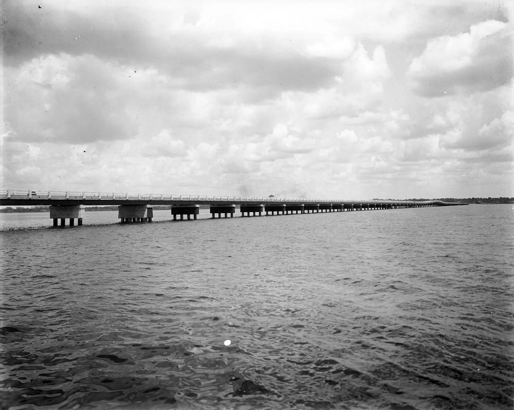 The first Pensacola Bay Bridge shortly before it opened in 1931