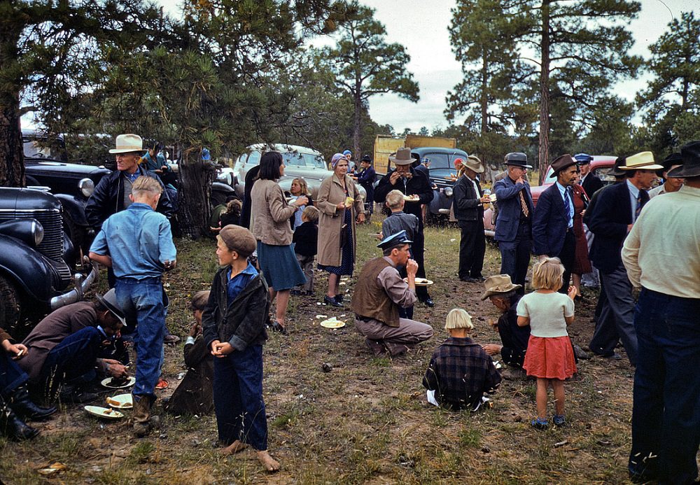 Barbecue dinner at the Catron County Fair at Pie Town, New Mexicom, September 1940