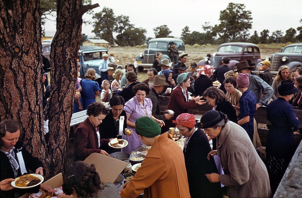 Serving up the barbeque at the Pie Town, New Mexico, September 1940