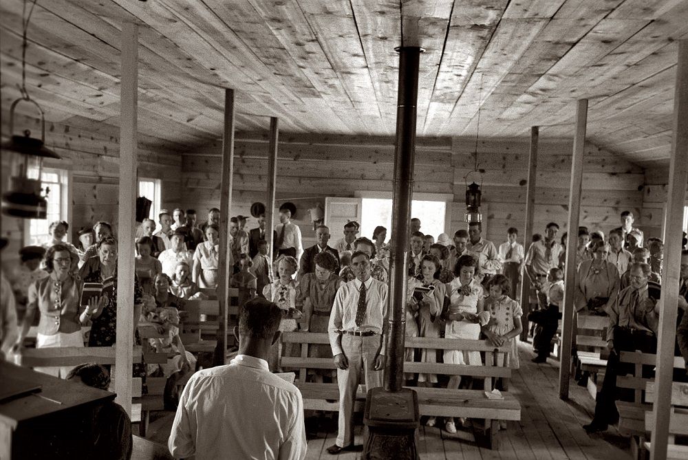 An all-day community sing in Pie Town, New Mexico, June 1940