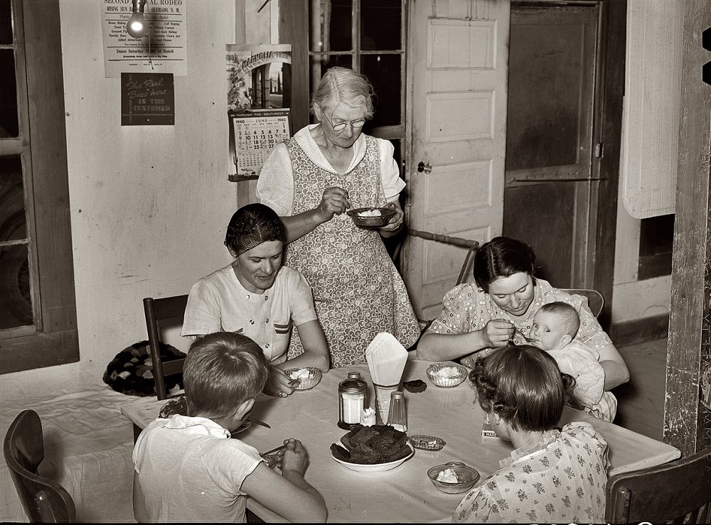Ice cream party at Pie Town, New Mexico, June 1940