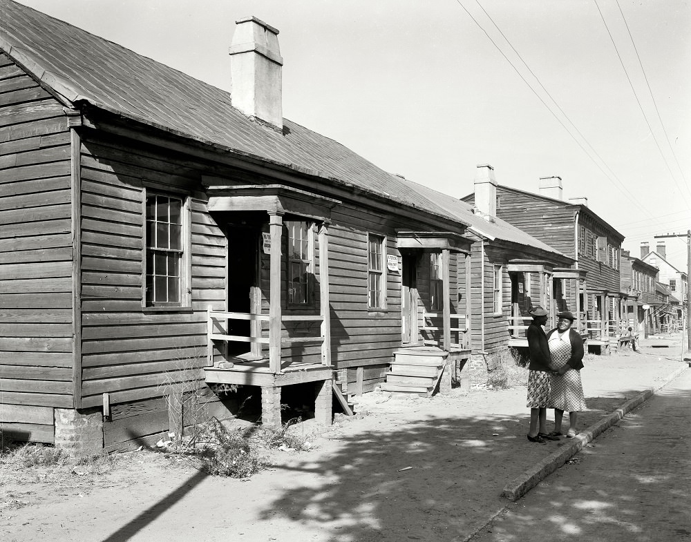 Fahm Street, west side, Savannah, Georgia, circa 1939