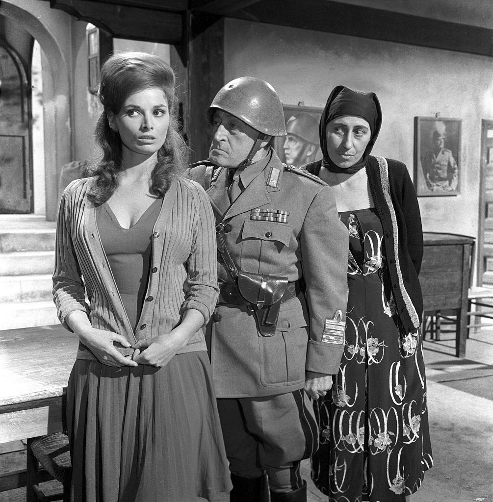 Scilla Gabel with Antonio De Curtis and Adriana Facchetti in the film "The Two Colonels", 1962