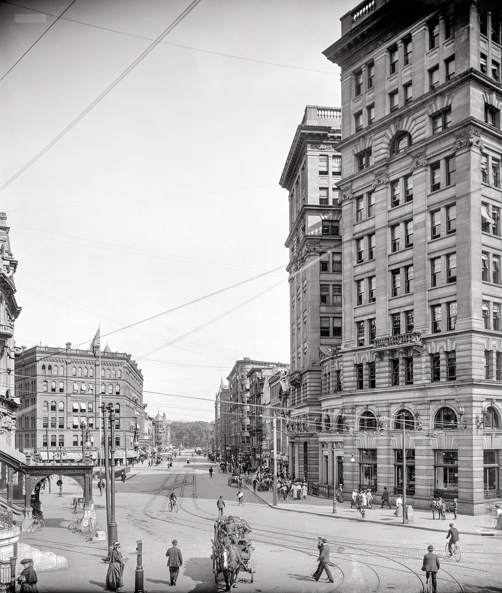 Genesee Street, Syracuse, New York, circa 1904