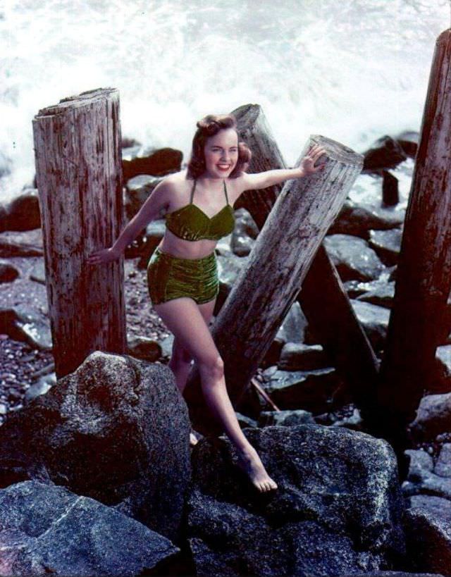 Beautiful Photos Of Terry Moore From 1940s and 1950s