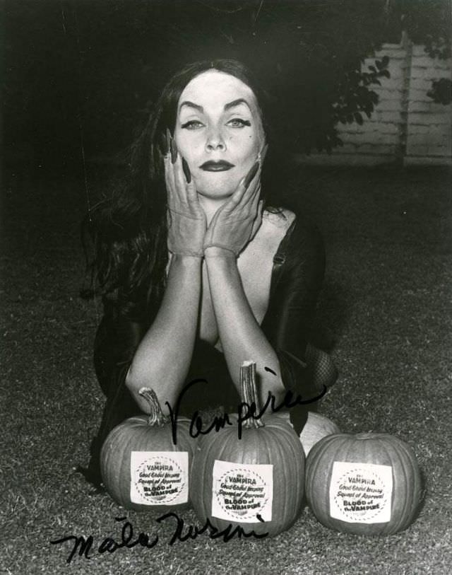 Vampira the Horror Queen: Story and Fabulous Photos Of Maila Nurmi From Her Life