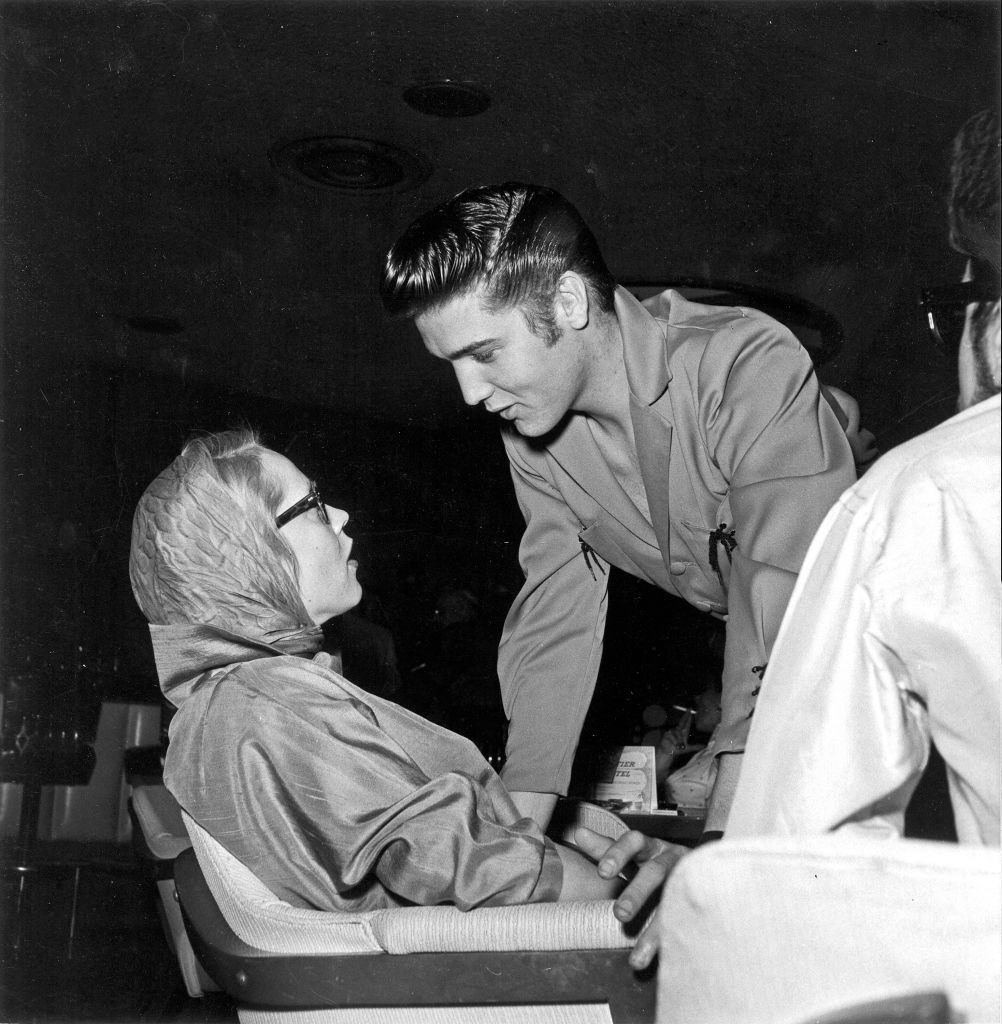 Maila Nurmi chats with Elvis Presley on May 3 1956 in Los Angeles, California