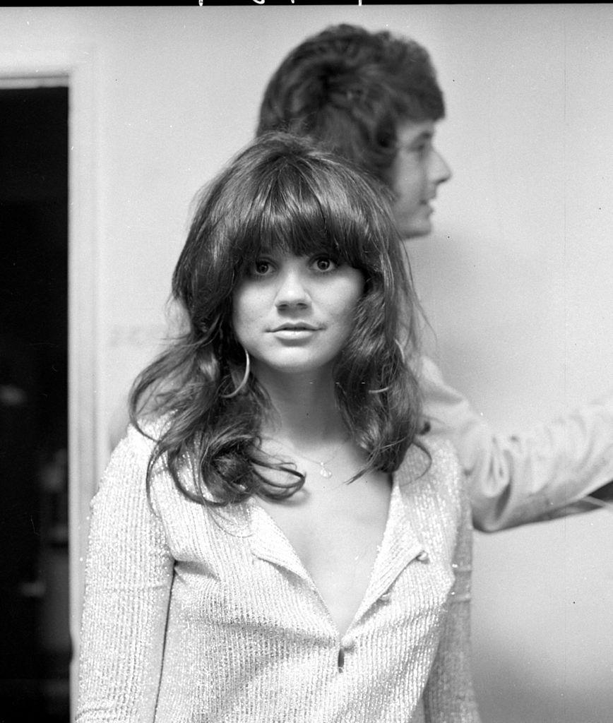Beautiful Linda Ronstadt looking towards camera, 1970