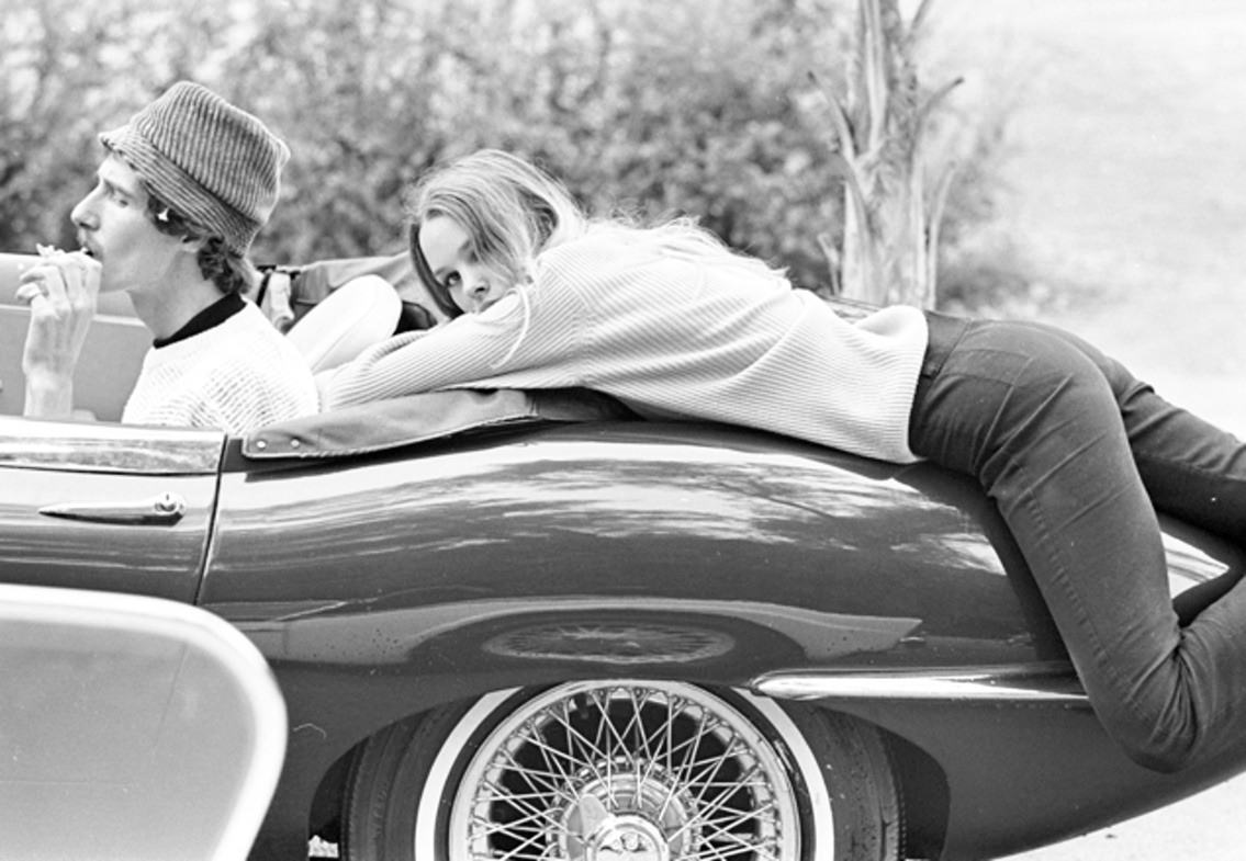 Young Michelle Phillips: Gorgeous Photos Of Californian Dreamgirl From 1960s and 1970s