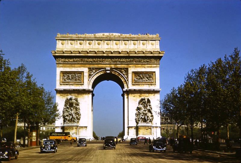 Arc de Triomphe, May 12, 1950