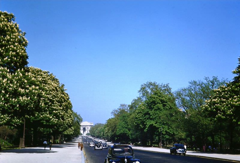 Av de la Grande Armée - Bois de Boulogne, May 12, 1950