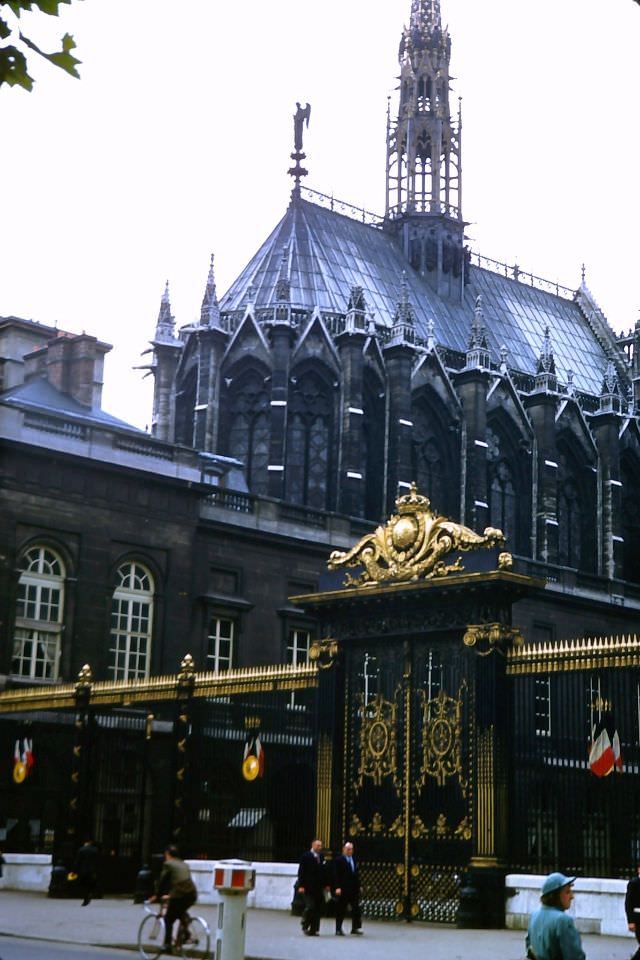 Entrance to Palais de Justice, Saint-Chapelle, May 27, 1950