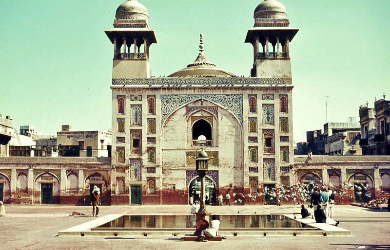 Wazir Khan's mosque cental, , Lahore, 1960s