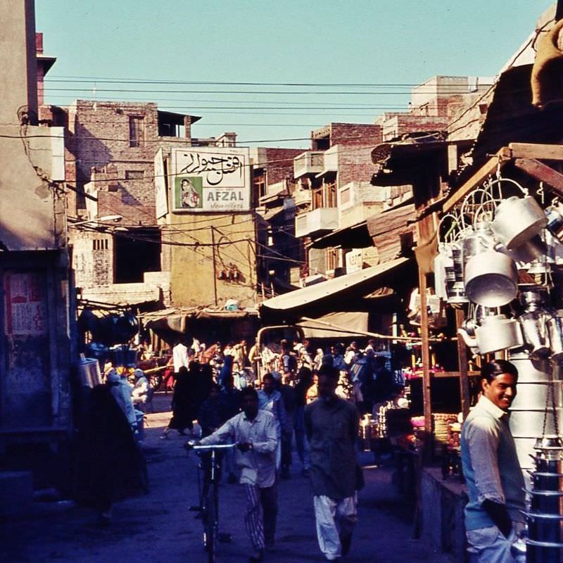 The bazaars of old Lahore, 1960s