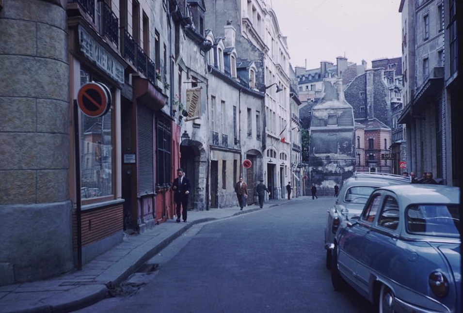 Rue Chanoinesse, Paris, 1960