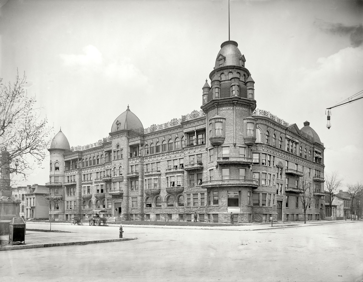 Imperial Hotel Indianapolis, Indiana, circa 1904.
