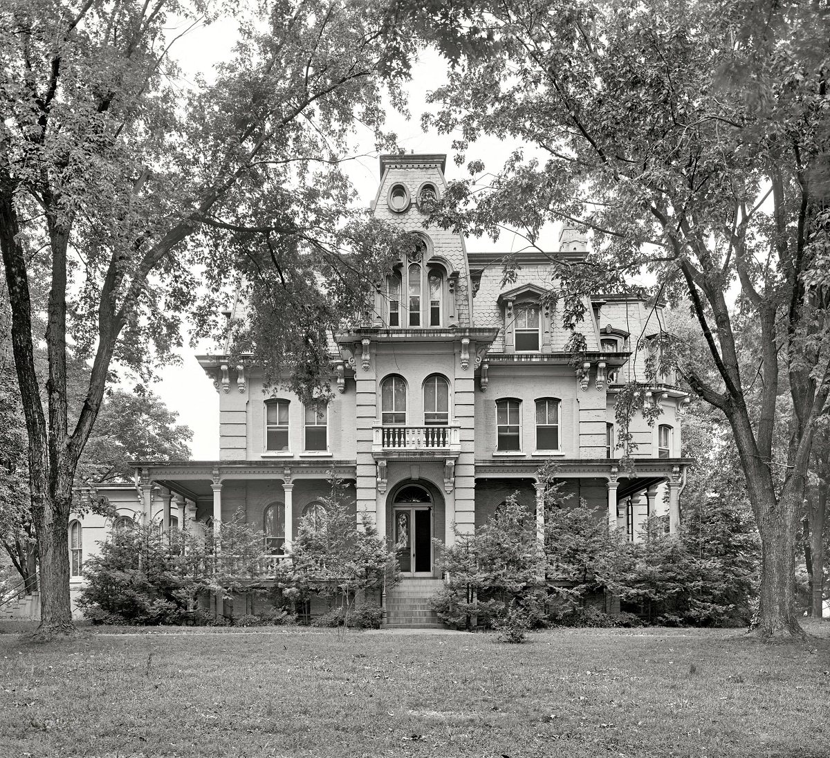 Old Maplewood estate near Lewinsville in Fairfax County, Virginia, 1925.