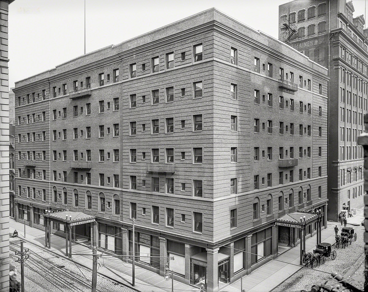 Fort Pitt Hotel, Penn Avenue, Pittsburg, 1905.