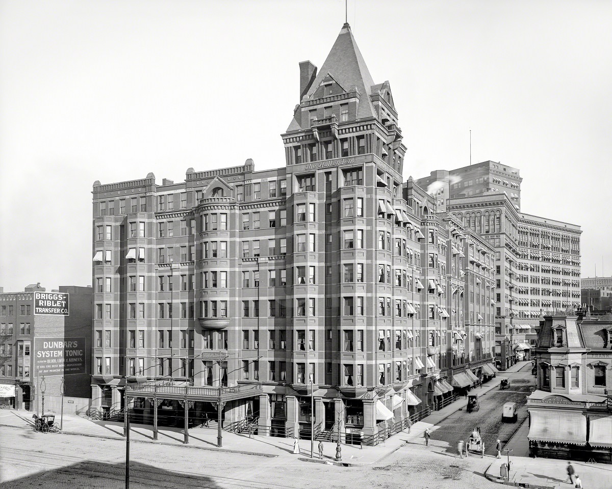 The Hollenden, Cleveland, 1900.