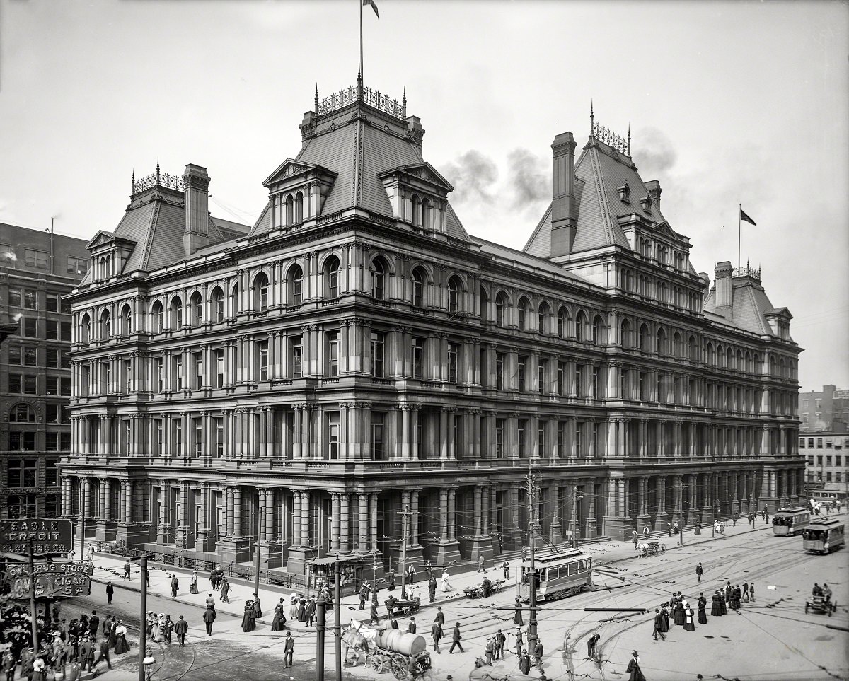 Municipal Palace, Cincinnati circa 1907.