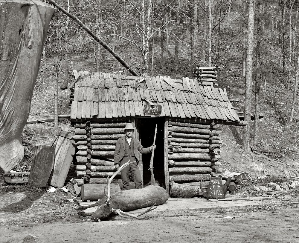 McLeod's cabin, Happy Hollow, Hot Springs, Arkansas, circa 1901