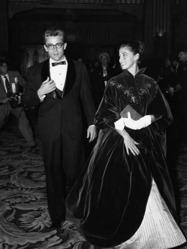 James Dean takes Pier Angeli to the Premiere of 'A Star is Born', 1954