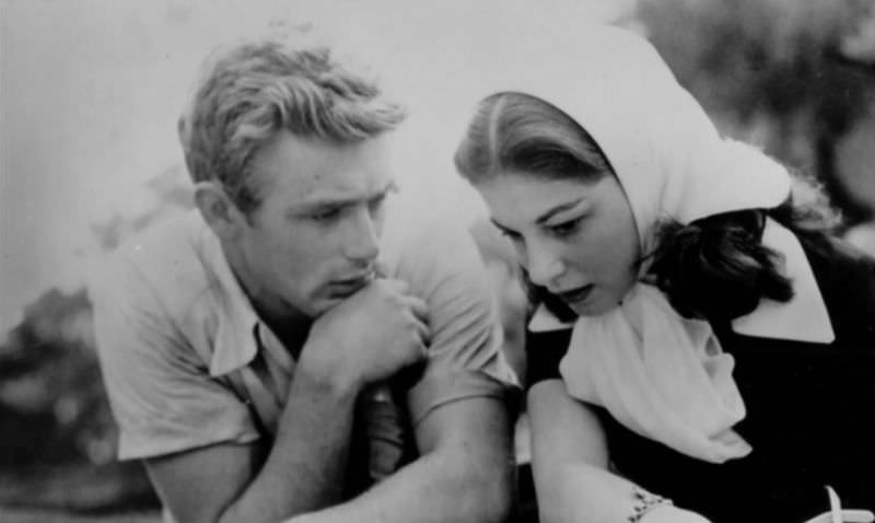 Pier Angeli visits James Dean on set of 'East of Eden', 1954