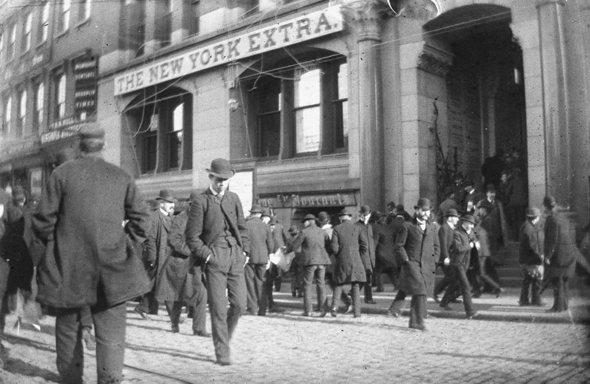 Crowds of men outside the New York Tribune building in lower Manhattan, Nov. 6, 1884