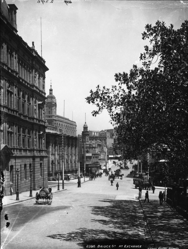 Bridge Street at Exchange, Sydney, 1907