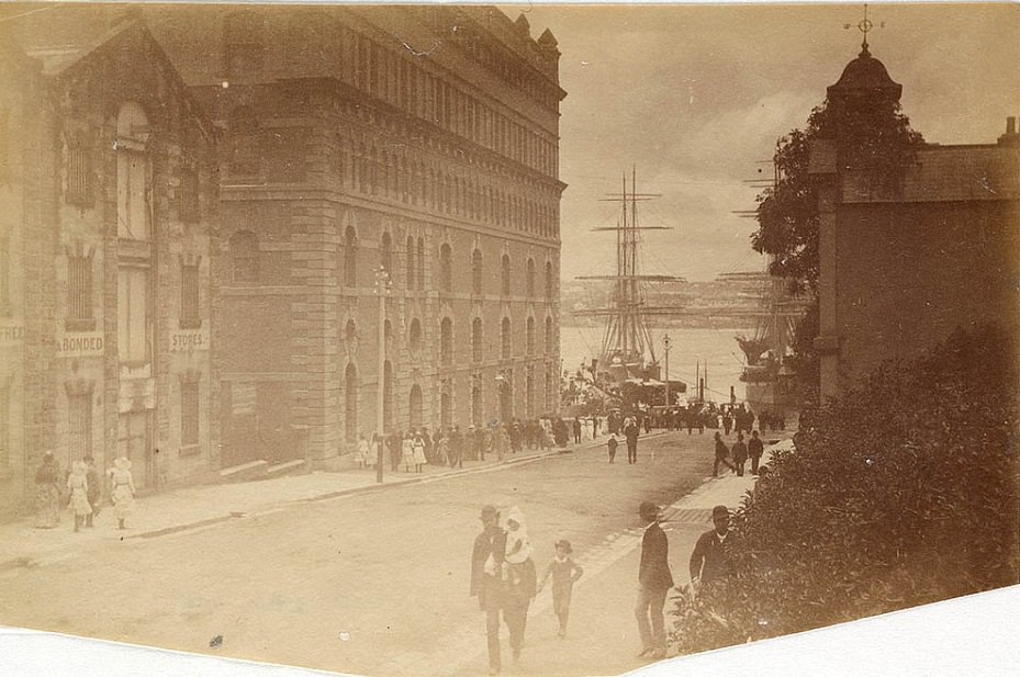 A pedestrians on Phillip Street leading down to the harbour, taken circa 1885-1890