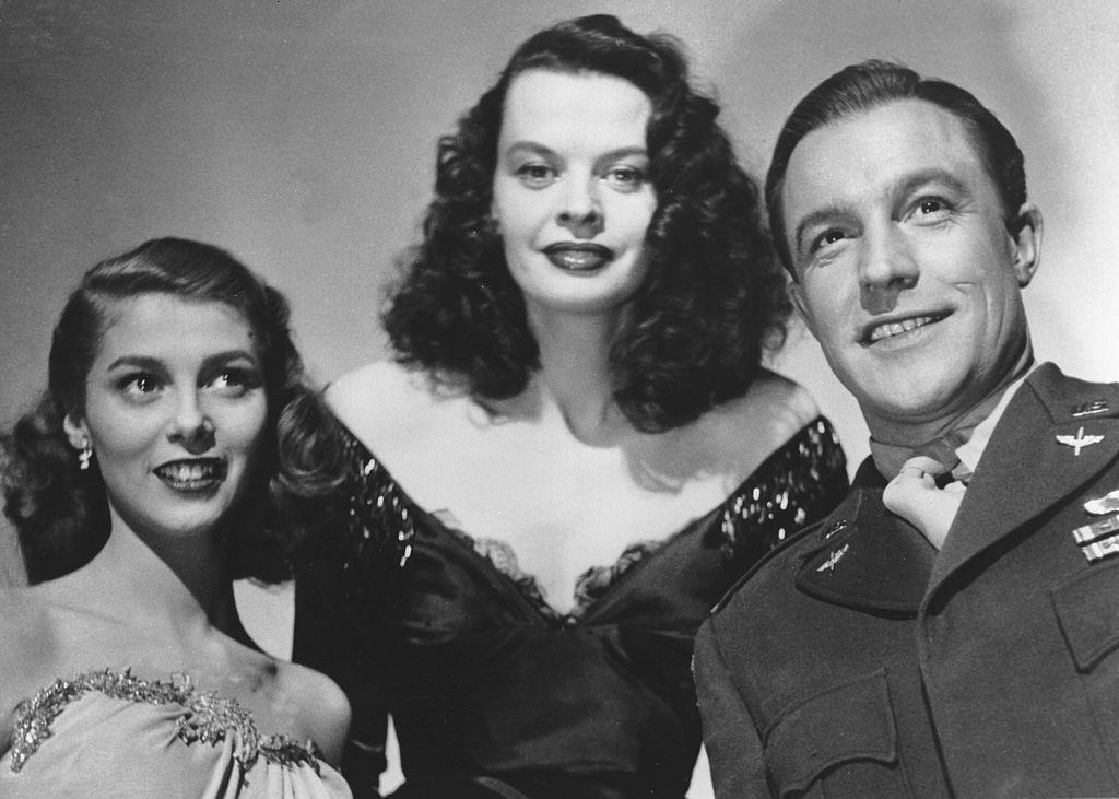 Pier Angeli with Kelly Gene and Margot Hielscher at the shootings for ''The Devil makes three'', 1952