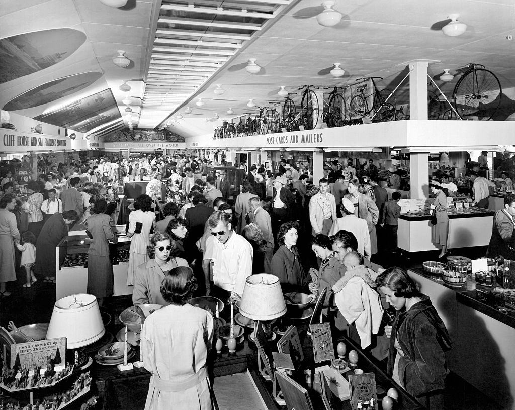 The crowds of tourists at the gift shop at the Cliff House, San Francisco, 1947