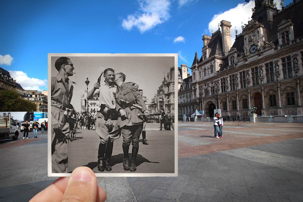 Friends meeting during the Liberation of Paris — Place de l’Hôtel de Ville, August 1944
