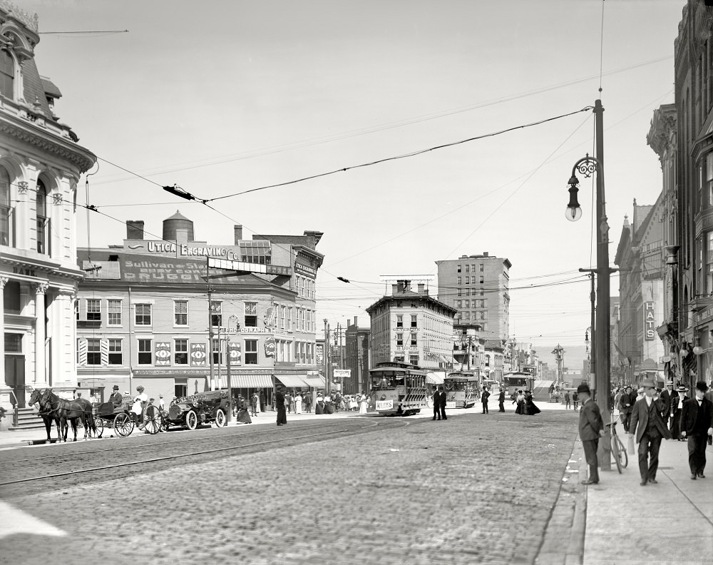 Genesee and Bleecker streets, Utica, New York, circa 1910